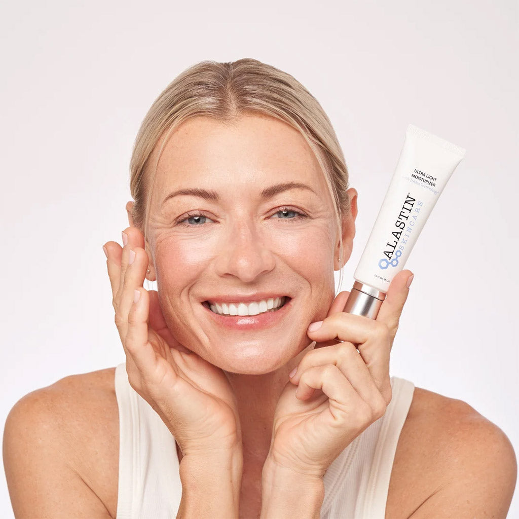 Alastin Ultra Light Moisturizer with TriHex Technology (2 oz)