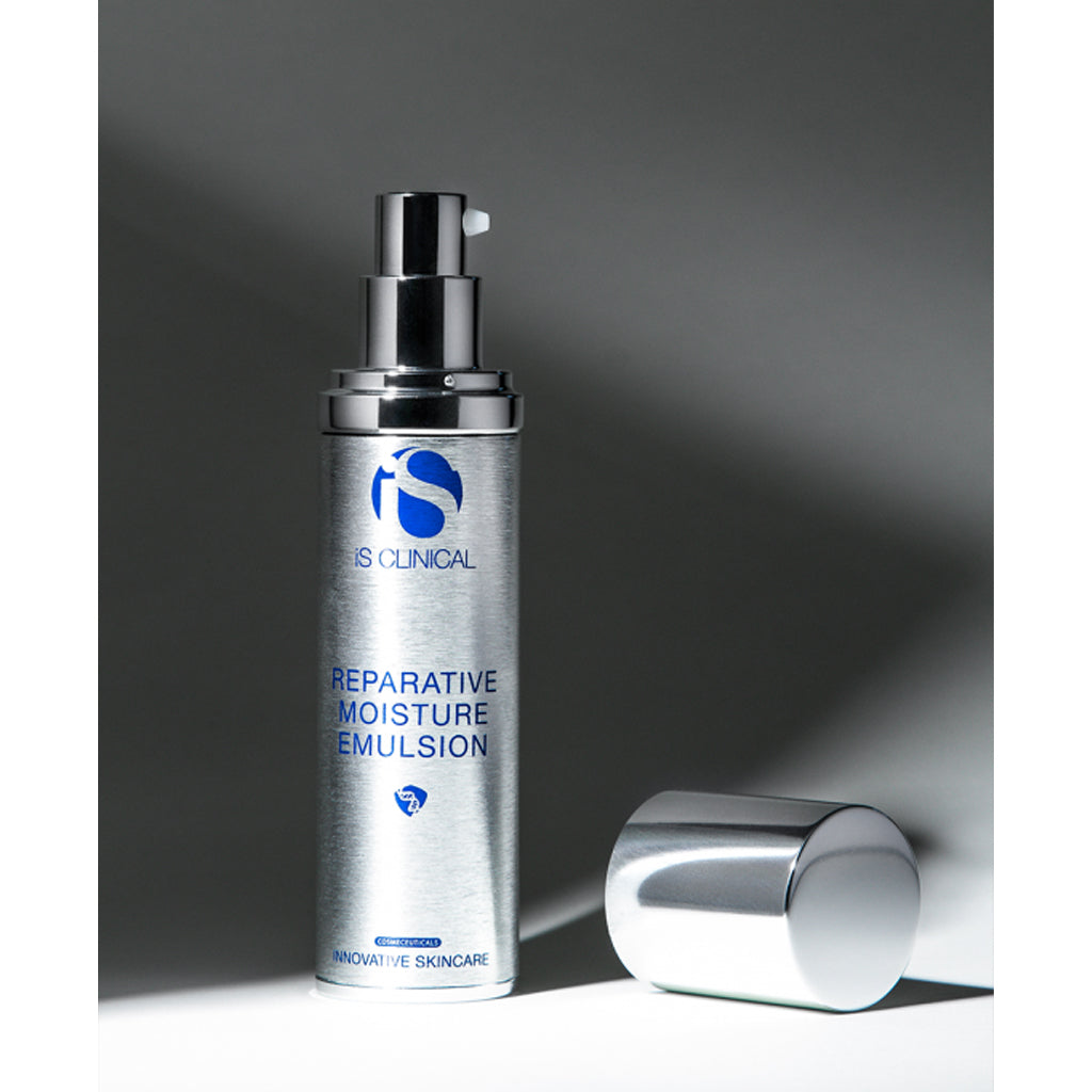 iS Clinical Reparative Moisture Emulsion