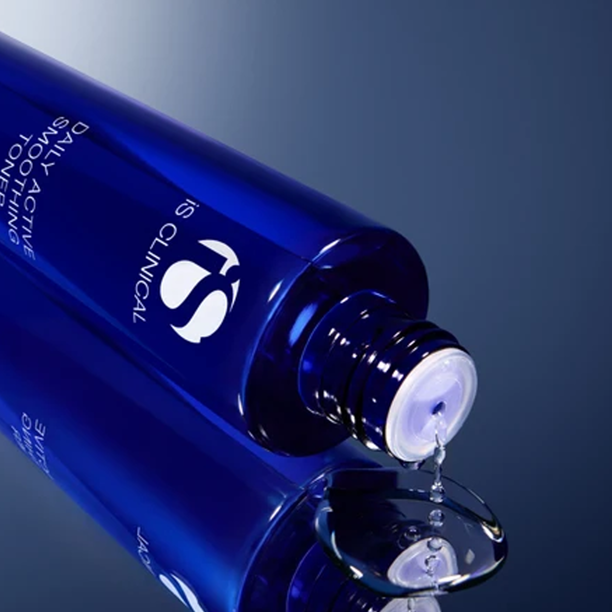 iS Clinical Daily Active Smoothing Toner