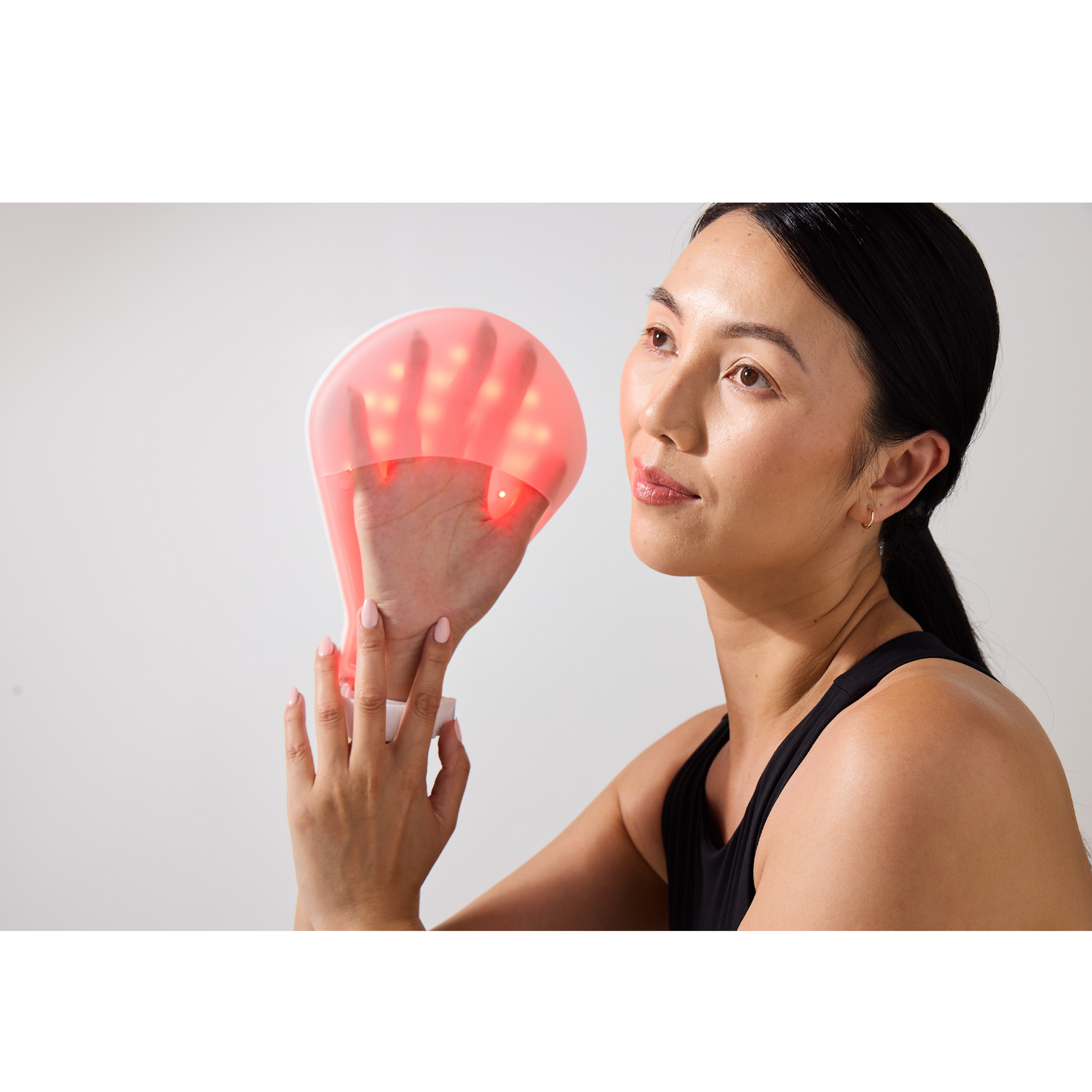 Omnilux Contour Glove